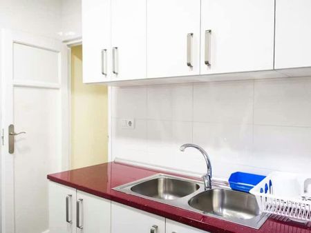 Avenida de la Reina Victoria, Madrid, Community of Madrid 28003 - Photo 3