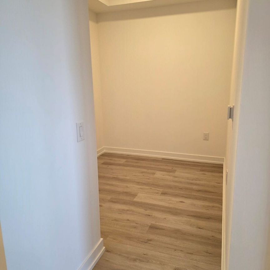 For Lease - 395 Square One Drive Unit# 1801, Mississauga, Ontario - Photo 1