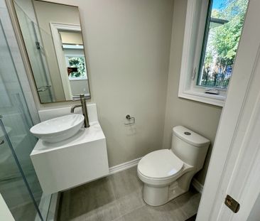 For Lease - 19 Waring Court Unit# Lower, Toronto, Ontario - Photo 3