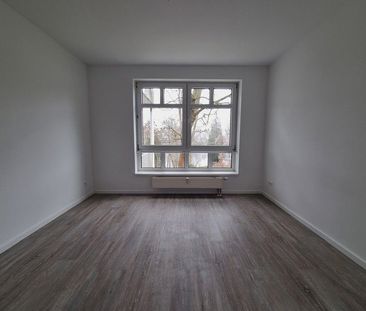 Helle 3-Zimmer-Wohnung mit Blick auf den kleinen Wannsee! - Photo 1