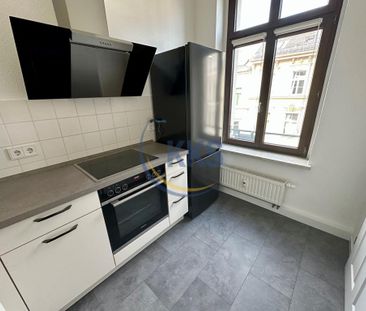 Sanierter Altbau mitten in der Südvorstadt* + Einbauküche! ab sofort! - Photo 3