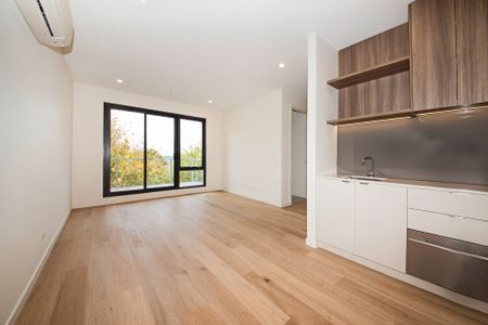 Location will Impress! - Photo 4