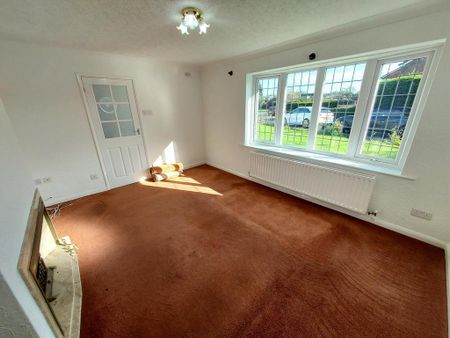 3 bedroom detached bungalow to rent - Photo 3