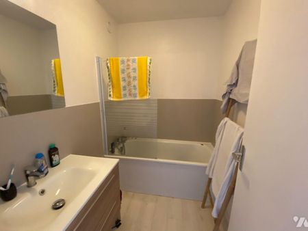 RENNES, allée de Lanester, chambre à louer dans un appartement de type 4 meublé d'une superfici... - Photo 4