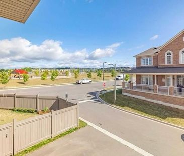For Lease - 3079 Postridge Drive, Oakville, Ontario - Photo 5