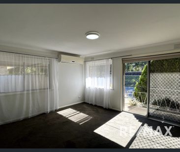 Low Maintenance Unit - Photo 1