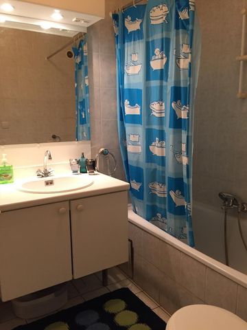 - Zwijndrecht – Goed gelegen appartement nabij de tram - Photo 3