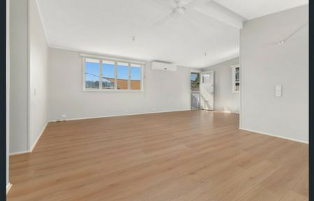 58 Maundrell Terrace, Chermside West QLD, Belconnen - Photo 3