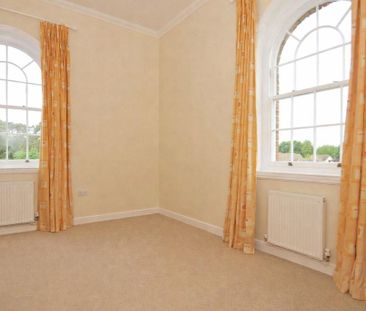 3 bedroom apartment to rent - Photo 2