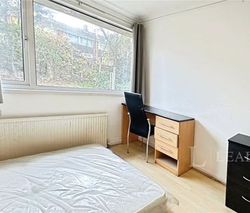 5 bedroom house to rent Brendon Avenue, Luton, Bedfordshire, LU2 - Photo 3