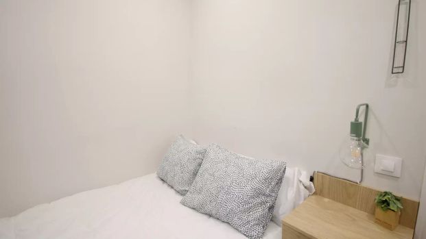 Room in a shared 6-bedroom apartment for rent in Vila de Gràcia, bills included - Foto 1