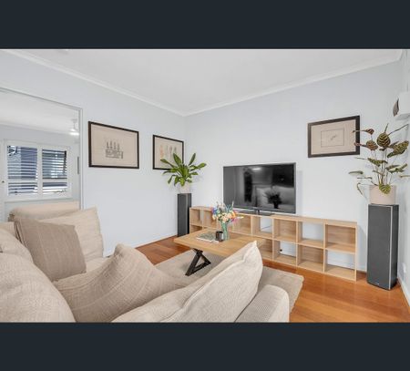 8/101 Lucerne Crescent, Alphington, Vic 3078 - Photo 2