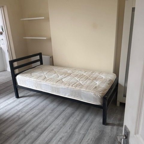 Studio Flat, Cobbold Road, NW10 - Photo 1