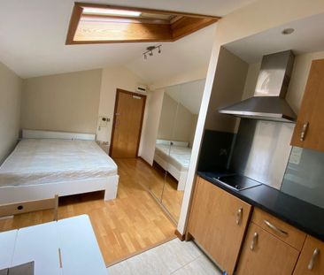 2 Foulden Road, London, N16 - Photo 2