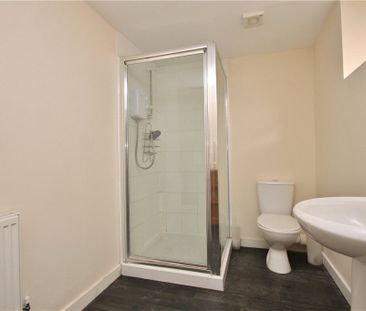 Blackwell Avenue, Guildford, Surrey, GU2 8LU - Photo 2