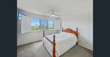 Coastal Living Meets Resort Luxury - Photo 4