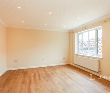 2 bedroom bungalow to rent Bakers Way, Morton, Bourne, Lincolnshire... - Photo 1