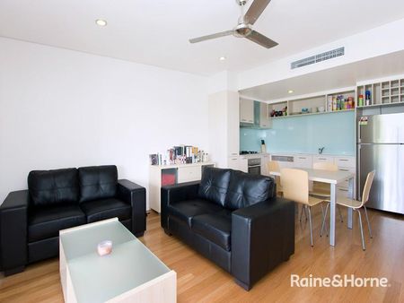 23/221 Sir Fred Schonell Drive, St Lucia, QLD 4067 - Photo 4