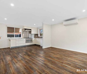 Family Home With Utilities Included - Photo 6