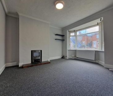 28 Voltaire Gardens, Belfast, BT36 7EY - Photo 5