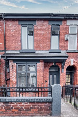 5 Bed Terraced House, Parkhill Avenue, M8 - Photo 2