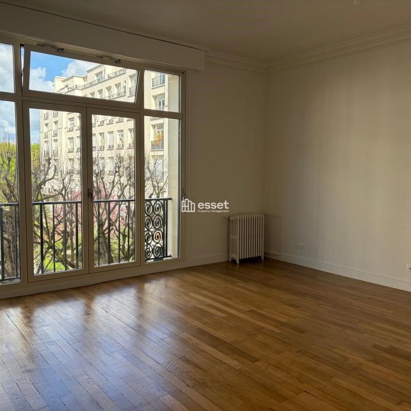 Appartement • Saint James-Général Koenig - Photo 1