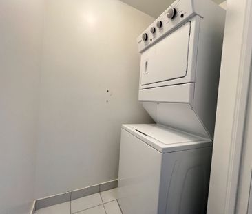 For Lease - 105 Oneida Crescent Unit# 1205, Richmond Hill, Ontario - Photo 4