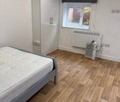 1 Bed Flat, Washington Road, S11 - Photo 2