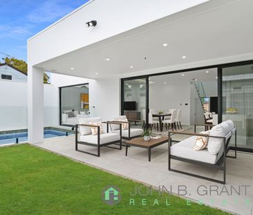 ACE OF SPADES! - Photo 6