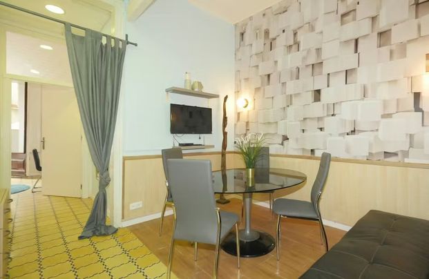 Carrer de la Junta de Comerç, Barcelona, Catalonia 08001 - Photo 1