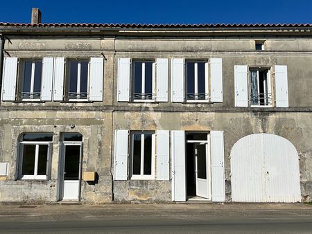 Location maison 4 pièces, 129.30m², Burie - Photo 5