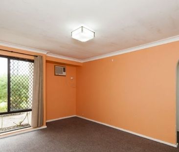 Huge RM, Comfort and Convenience in the Heart of Shelley! - Photo 1