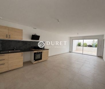 Location Appartement 3 pièces 70m² MONTAIGU VENDEE 85600 - Photo 3