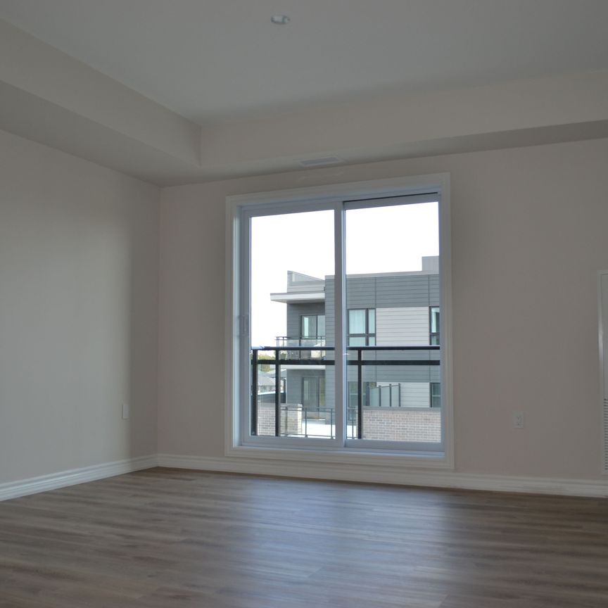 For Lease - 397 Codd's Road Unit# 604, Manor Park - Cardinal Glen and Area, Ontario - Photo 1