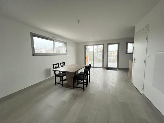 Location Appartement CREVIN - Photo 1