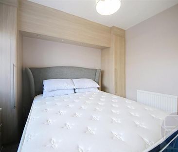 2 bedroom semi-detached bungalow to rent - Photo 3