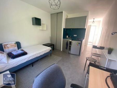 Location Appartement 1 pièce 21m² CALUIRE ET CUIRE 69300 - Photo 2