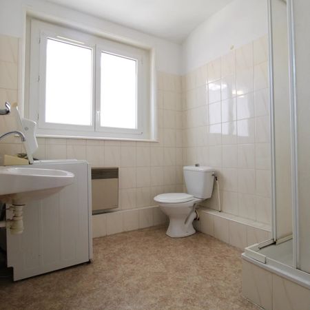 Location Appartement 1 pièce 25m² ST BRIEUC 22000 - Photo 4