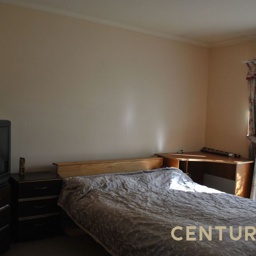 Neat Family Home in Peaceful Springvale Pocket - Photo 1