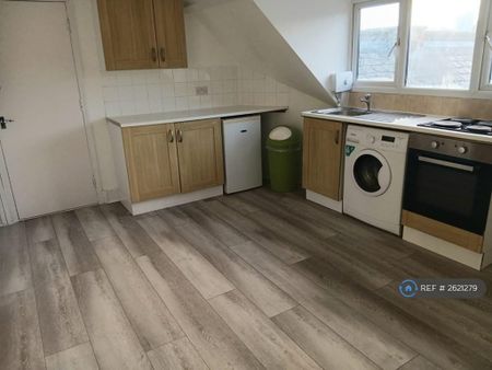 1 bedroom flat to rent - Photo 5