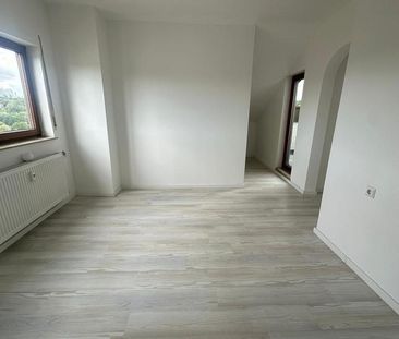 2 Zimmer Wohnung Dachgeschoss - Foto 1