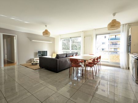 Location Appartement 4 pièces 90m² VILLEURBANNE 69100 - Photo 3