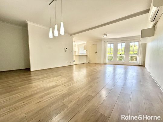 Remarkably Unique 3 Bedroom Park Side Garden Apartment - Photo 1