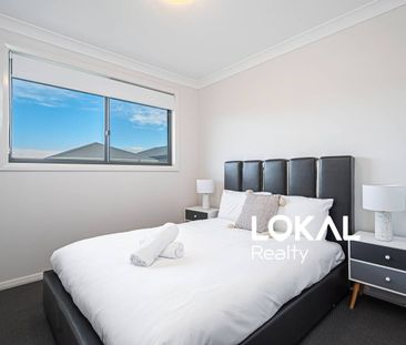 Stylish Near-New Family Home in Prime Leppington Location - Photo 5