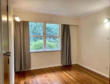 Central home - Photo 5