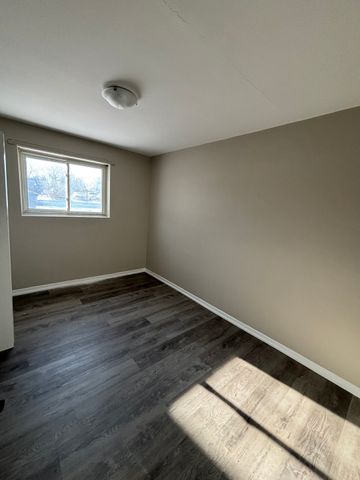 1-15 Adelaide St, Kingston, ON K7K 1Y3 - Photo 4