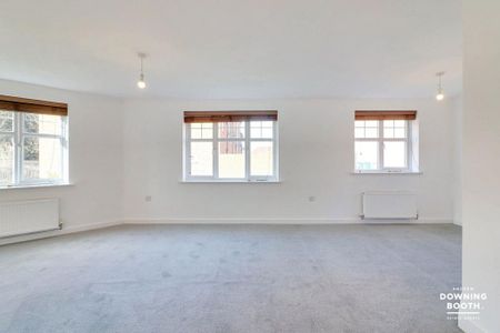 2 bedroom ground floor flat to rent - Photo 4