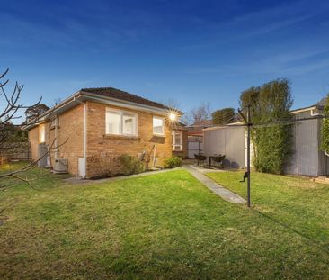 4 White Court, Nunawading - Photo 2