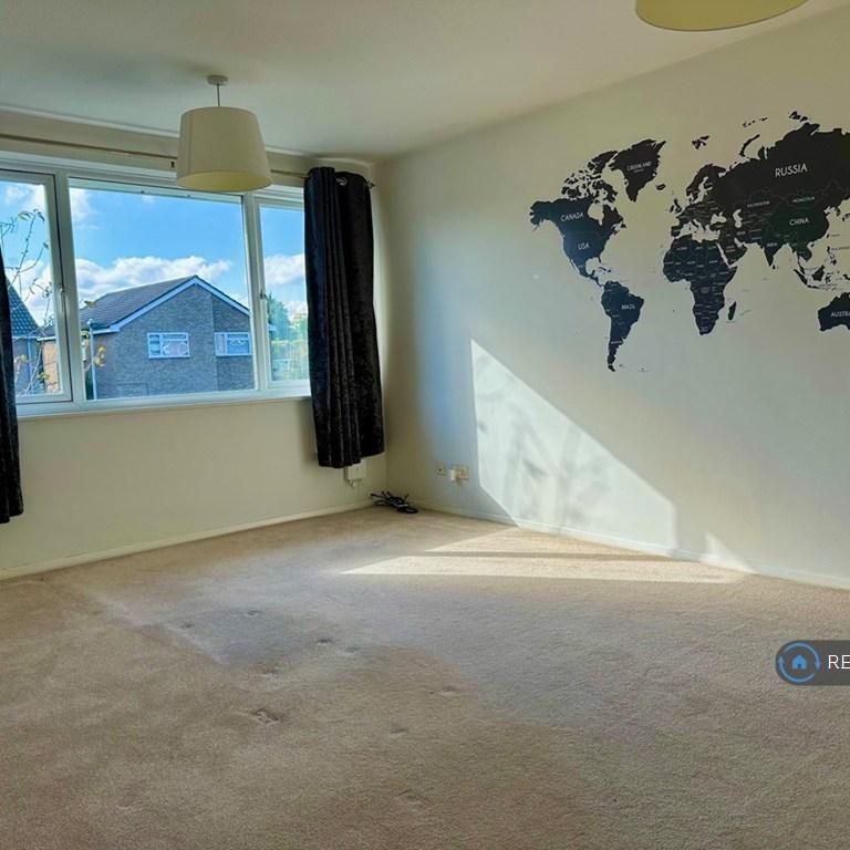 2 bedroom maisonette to rent - Photo 1