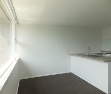 7/37 Hillier Pl | $475 weekly - Photo 5